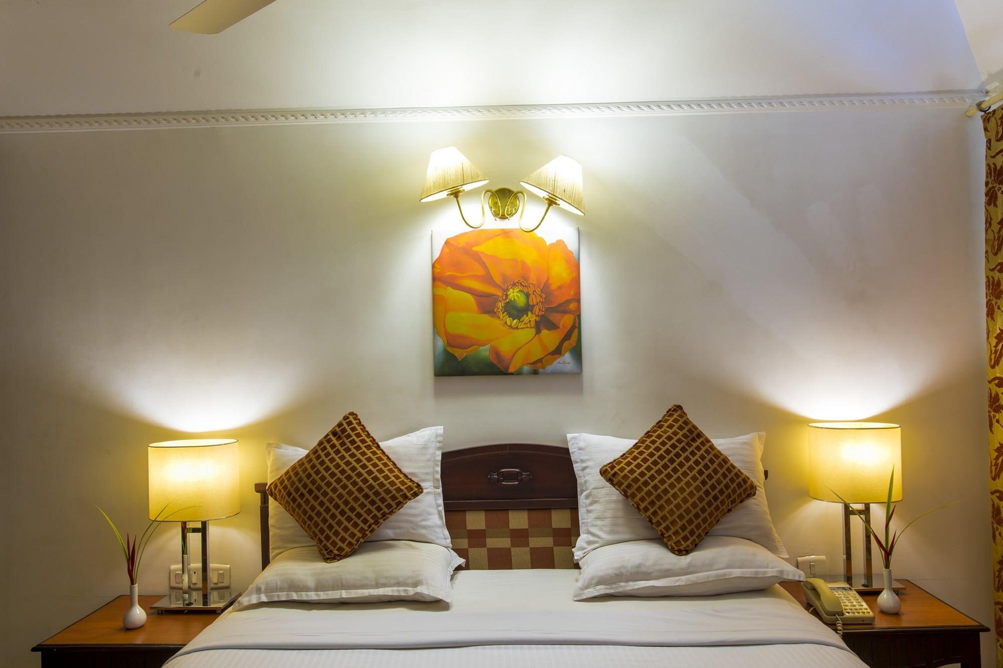 Golf View Hotels & Suites Nedumbassery Bagian luar foto