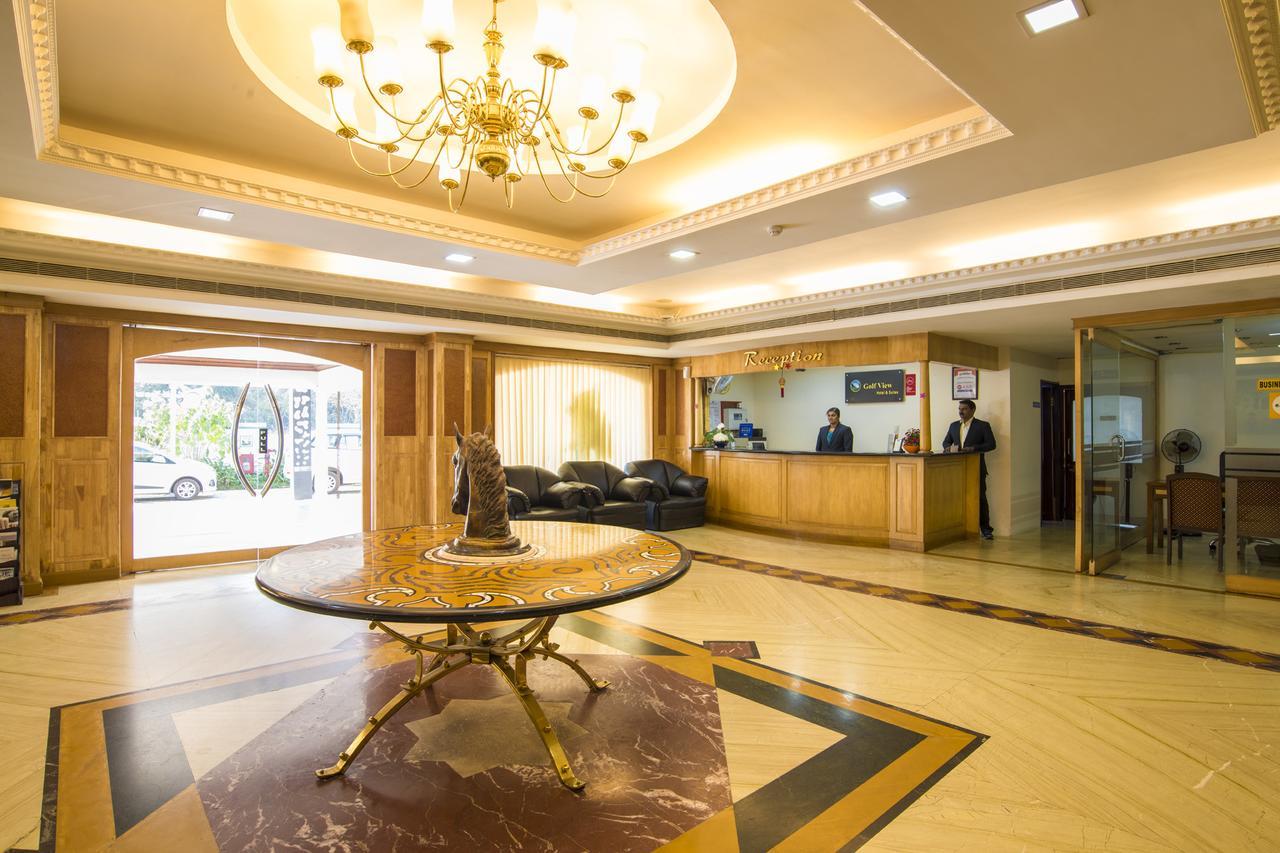 Golf View Hotels & Suites Nedumbassery Bagian luar foto
